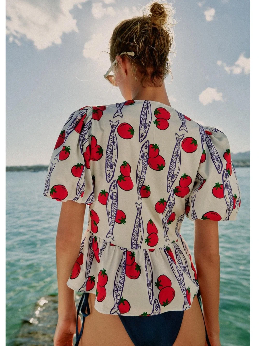 New With Tags Tie-Front Puff Sleeve Top in White with Red Print